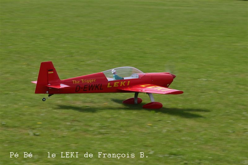 LEKIA.jpg (53114 octets)